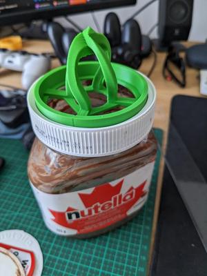 K Cup Keurig Coffee Ground Extractor for Recycling and Composting into Nutella 725g Jar Lid