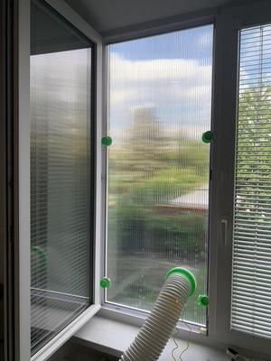 Mobile air conditioner window mount