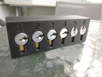 Modular toool training lock set holder