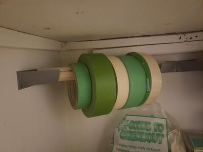 45 degree bracket for removable dowel