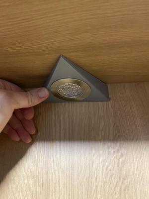 Triangle LED under cabinet spot light bracket