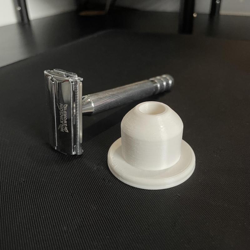 Wilkinson Sword: Safety Razor Stand