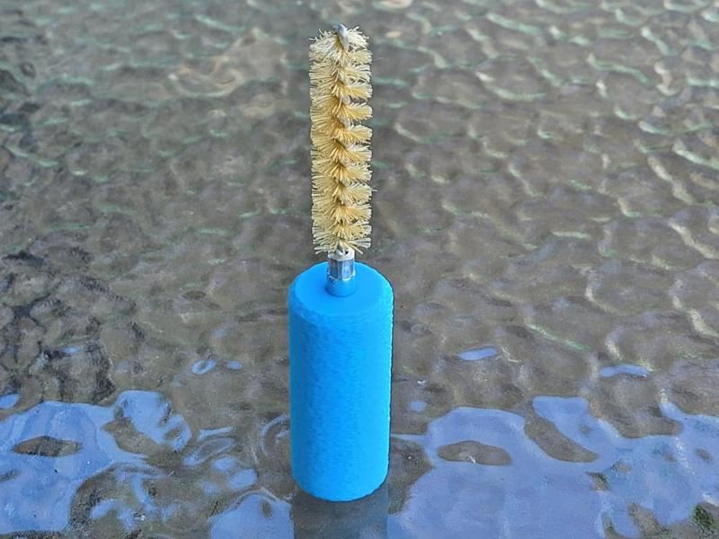 Handle for M5 sized thread