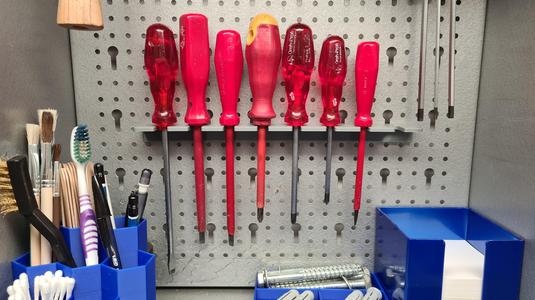 Euro Pegboard Screw Driver Holder