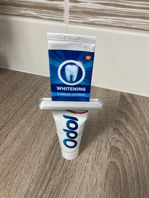 Toothpaste Squeezer