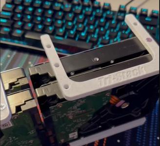 3.5" HDD Bracket | Minimalistic Stack