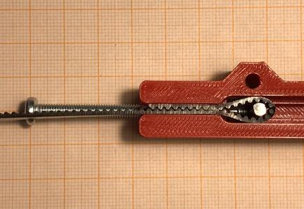 "Crocodile" belt tensioner for MaXYposi