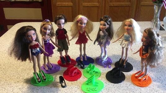Bratz Doll Stands