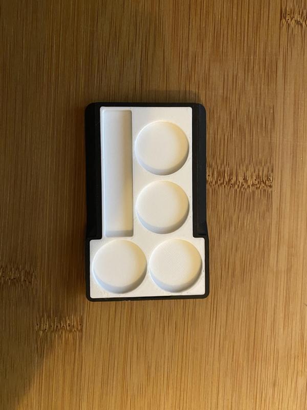 Aviator Wallet Coin Tray
