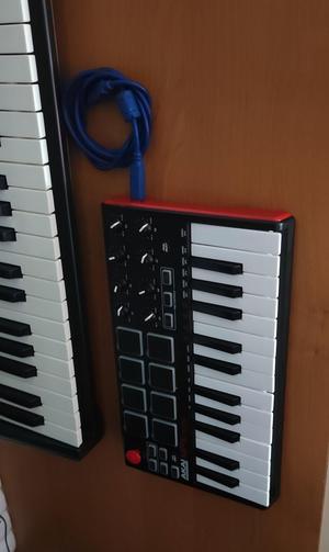 Wall mount for Akai MPK Mini mkII