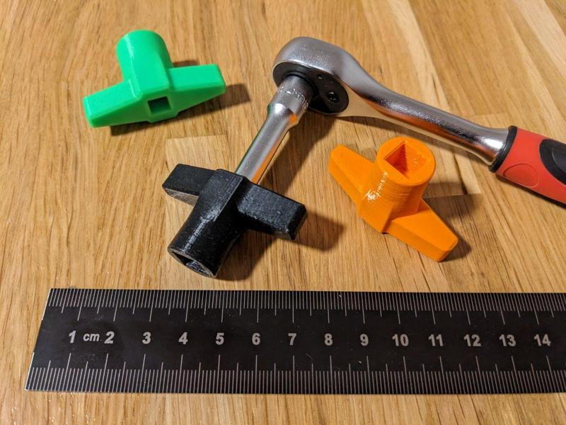 RIC 9 mm square drive wrench and socket adapter