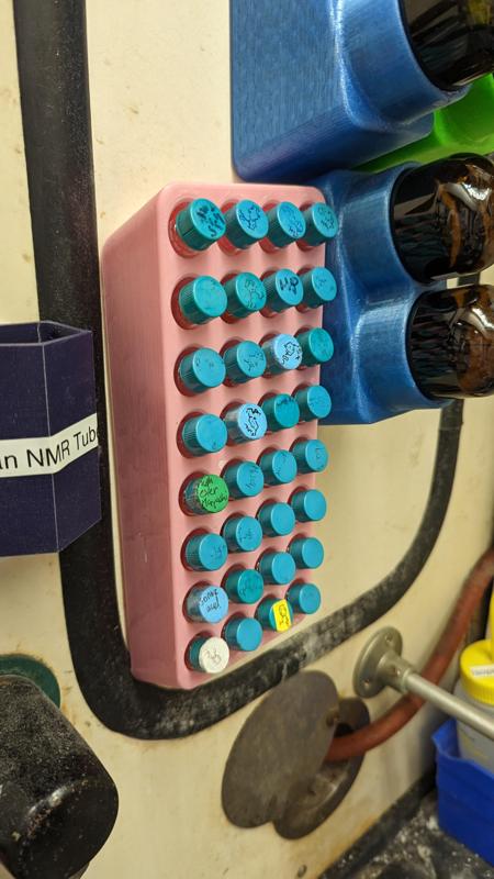 4 mL Vial Holder for Wall.