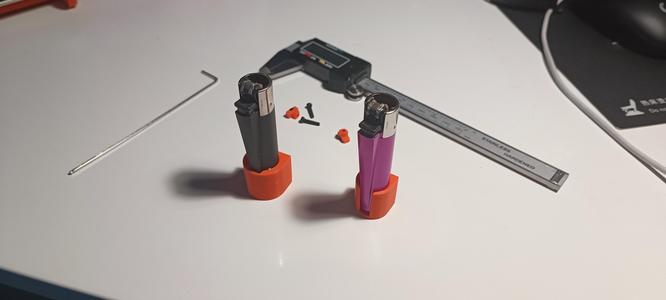Clipper lighter skadis mount - T Nut system