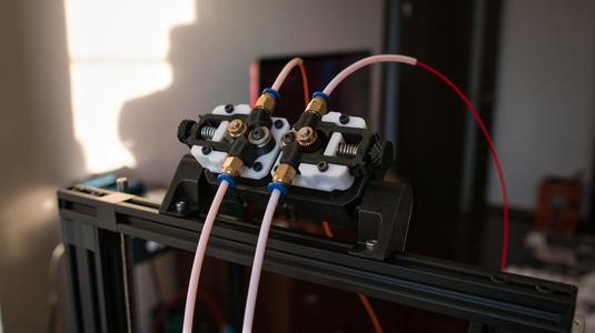 Hinged Dual Extruder mount for Ender-3/Creality CR-10/etc