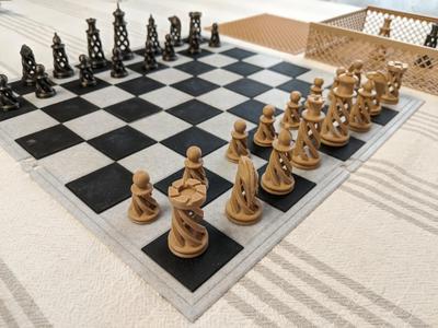 Thin Sectioned Chess Board with Box