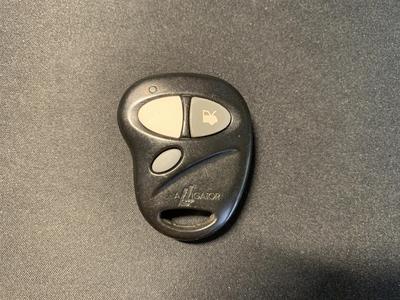 Alligator L-330 car alarm remote controller button replacement