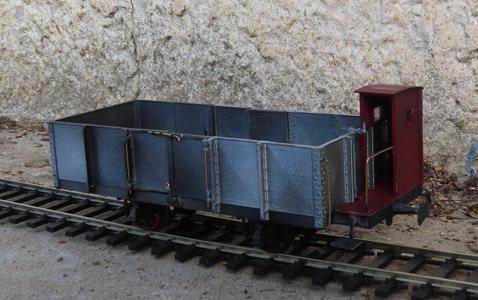 coal car with brake bungalow for metric track