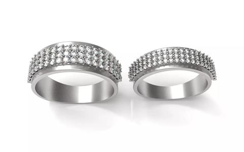 Elegant Couple Ring with Sparkling Gems