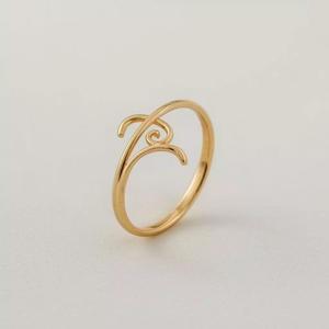 Elysian Elegant Gold Ring  A Timeless Statement Piece