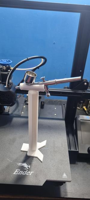 HEIGHT AIRBRUSH STAND WITH BASE