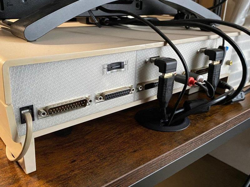 Amiga 1000 custom Backplates