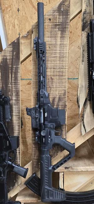 RIA VR80 Mag Well Wall Mount