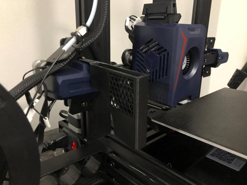 3D Printable iPhone 6/7/8/SE2 Mount for Anycubic Kobra 2 Neo – Secure and Custom Fit for Recording