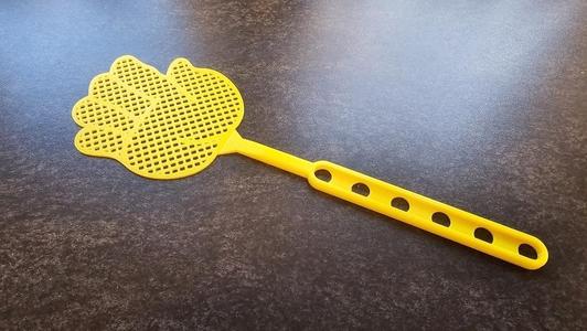Handy fly swatter