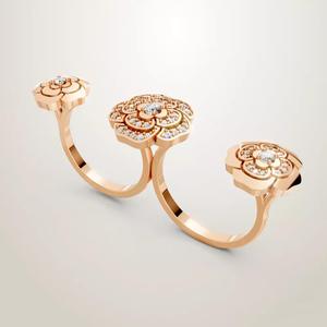 Chane Extrait de Camelia transformable ring
