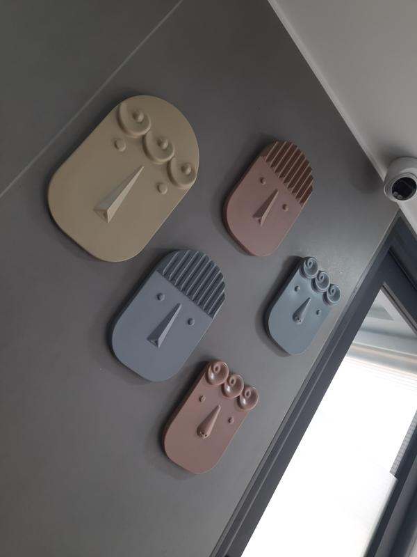 Nordic ceramic face wall hanging plate, living room decoration, wall decoration artwork jewellery