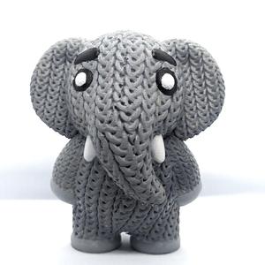 Knitted Elephant (cute)