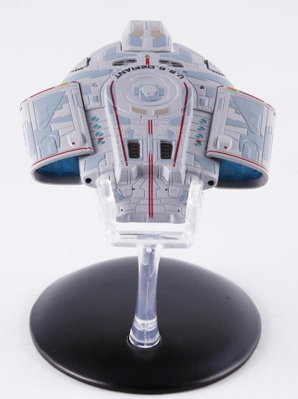Eaglemoss USS Defiant Model Stand