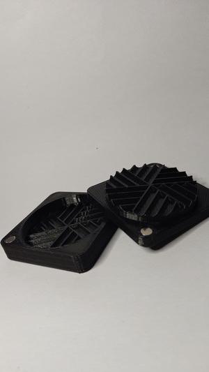 Herb Grinder MiniCube