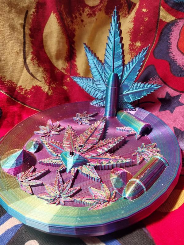 SWAG Weed Leaf Incense Stick Holder