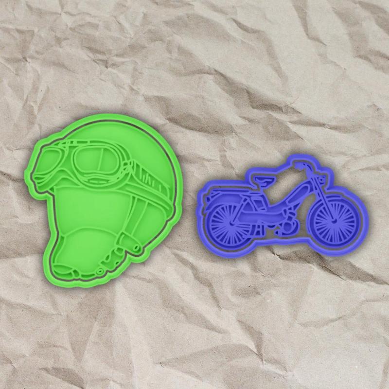 COOKIE CUTTER helmet and motorcycle