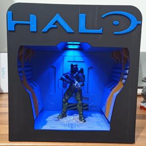 Totaku Display - Halo inspired corridor book nook/game nook