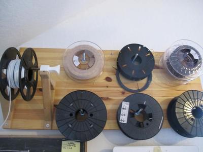 Wallmounted Spolholder