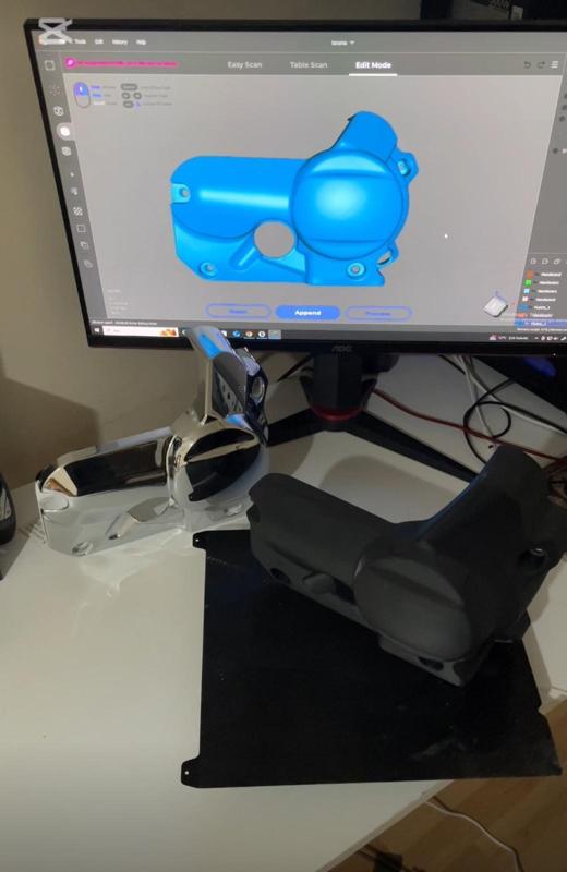 Dragstar 650 engine cover