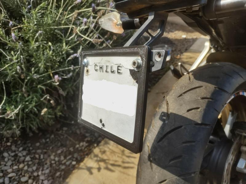 parametric license plate support