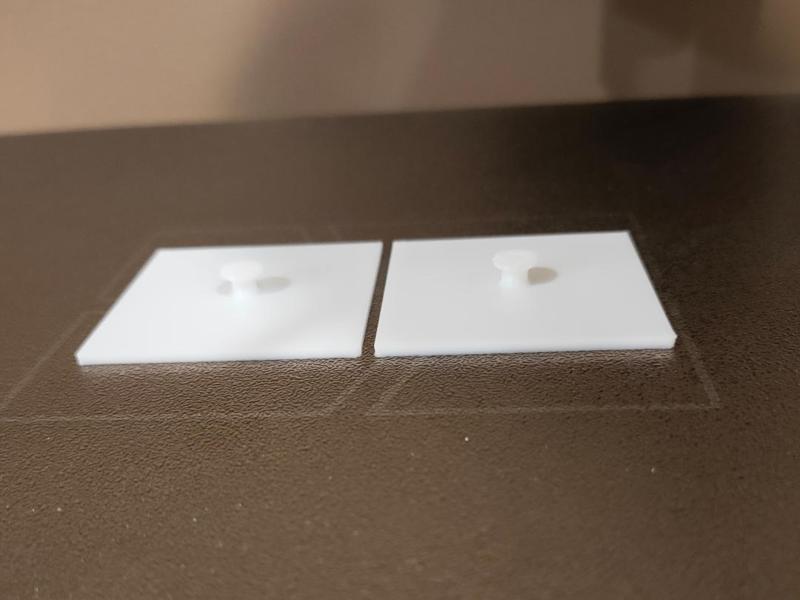 Keyhole mount for electronics - No Magnets