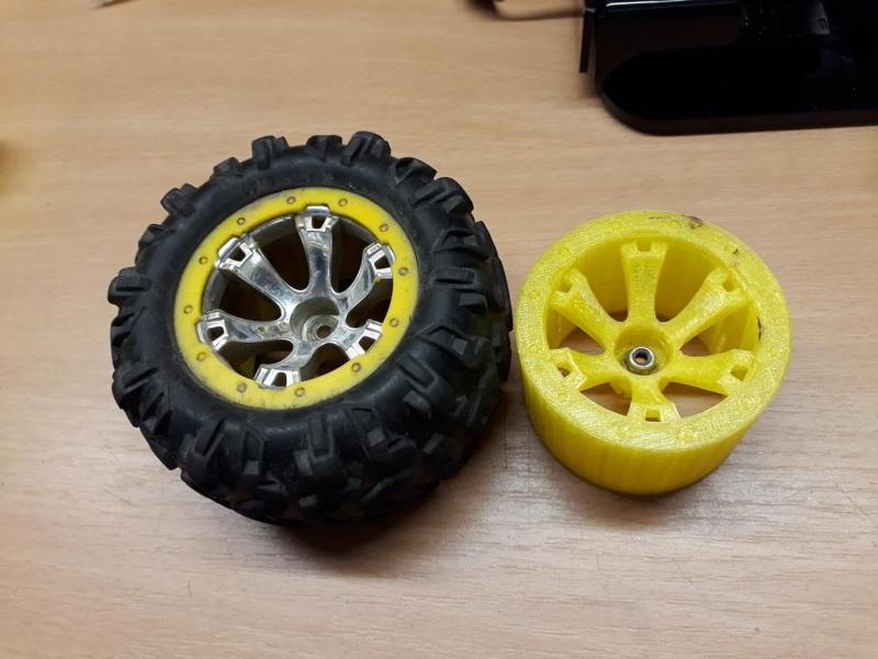 Traxxas Summit Wheel Geode 2.2" (12mm hub) Part #7271 #7273 #7275