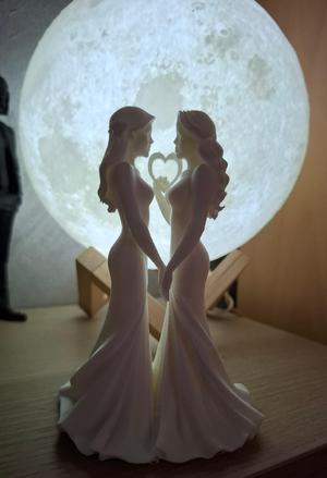 3D Wedding Topper - Two Brides