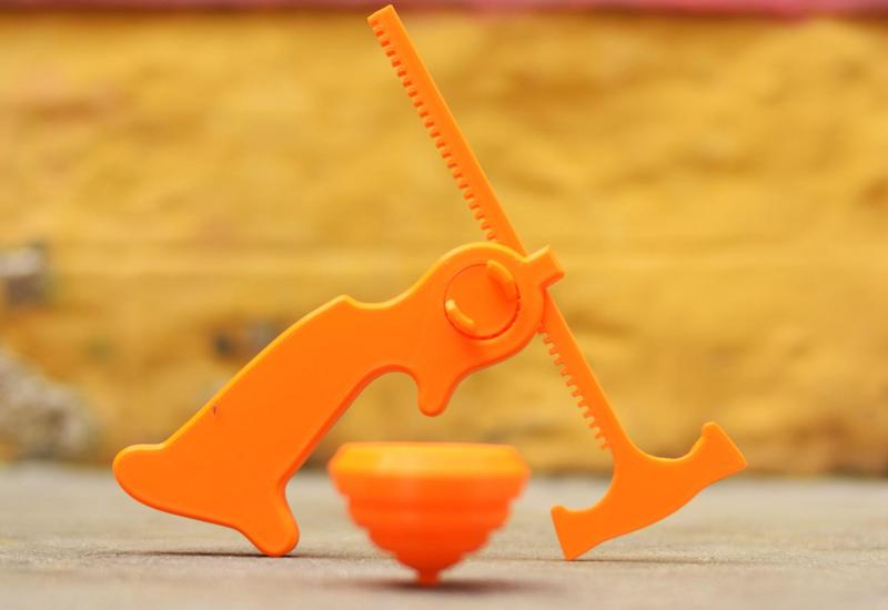 SPINNING TOY