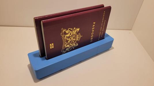Gridfinity Passport Storage – 2 passports