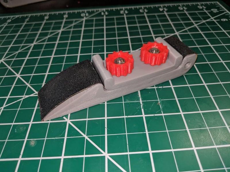 Sanding stick for 9 inch sandpaper