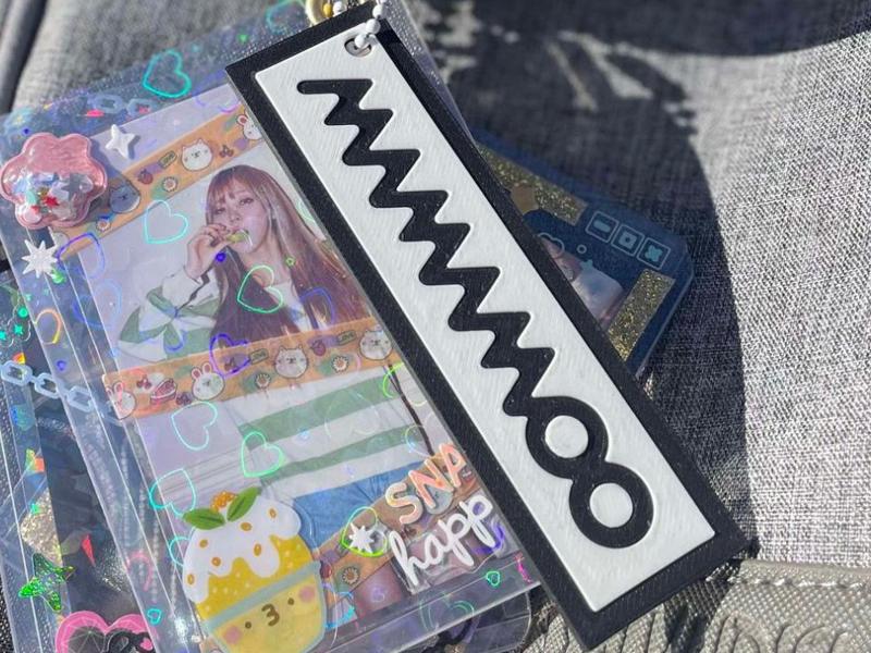Mamamoo Box Logo Keychain - No AMS needed!