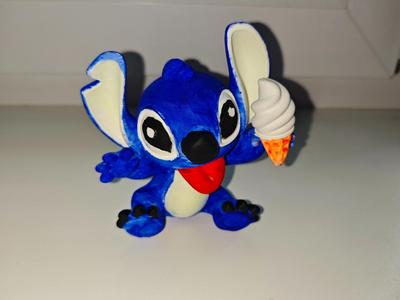 Stitch with icecream