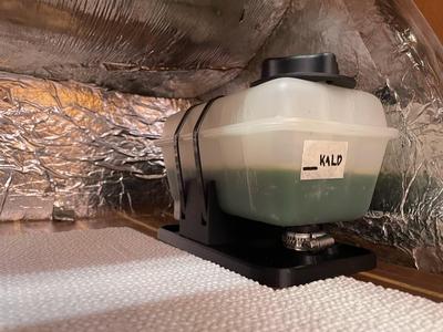 Volvo Penta coolant tank mount