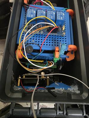 Perforated Prototyping Board 90×90×3 mm + Corner/Cross/Hex Connectors (Parametric OpenSCAD files included)