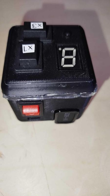 Digital dice for Mensch ärgere dich nicht